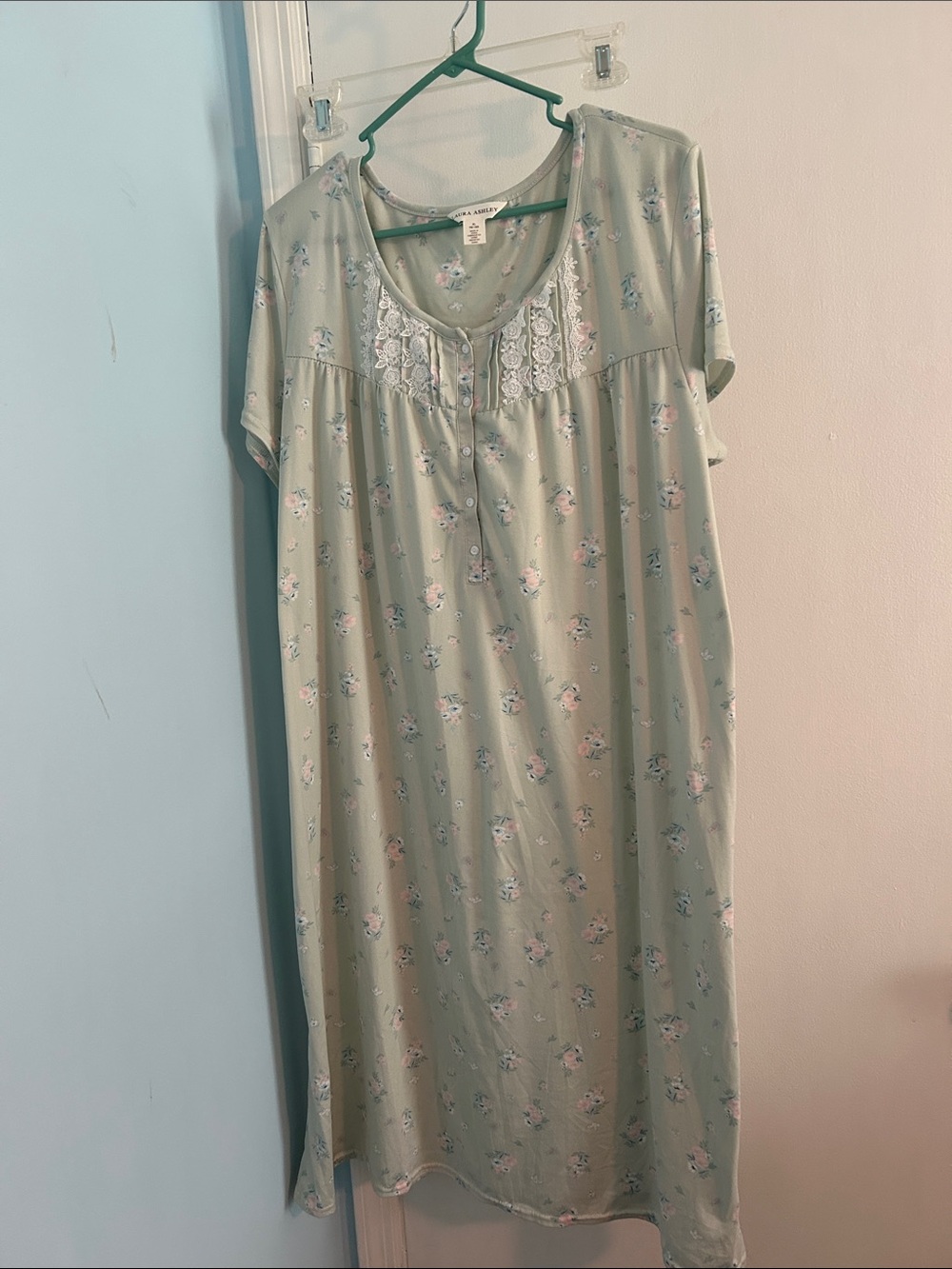 Laura Ashley Night Gown size extra large XL